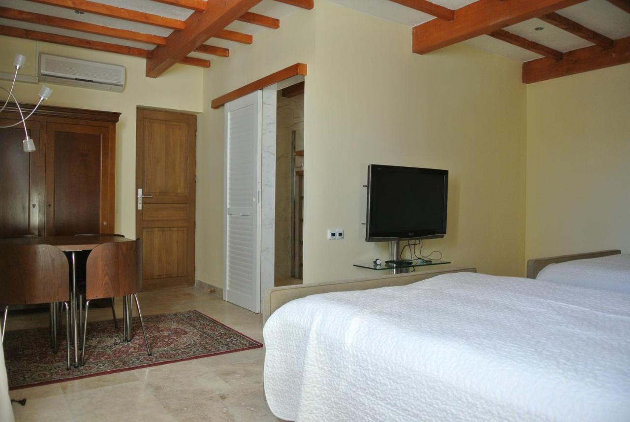 Grand Tamaris Hosting Bed & Breakfast Арл Екстериор снимка
