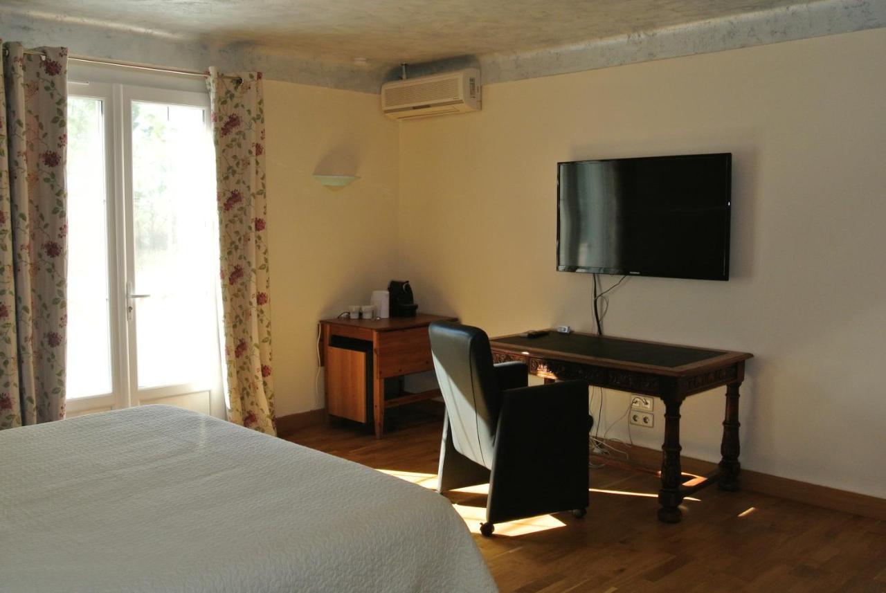 Grand Tamaris Hosting Bed & Breakfast Арл Екстериор снимка