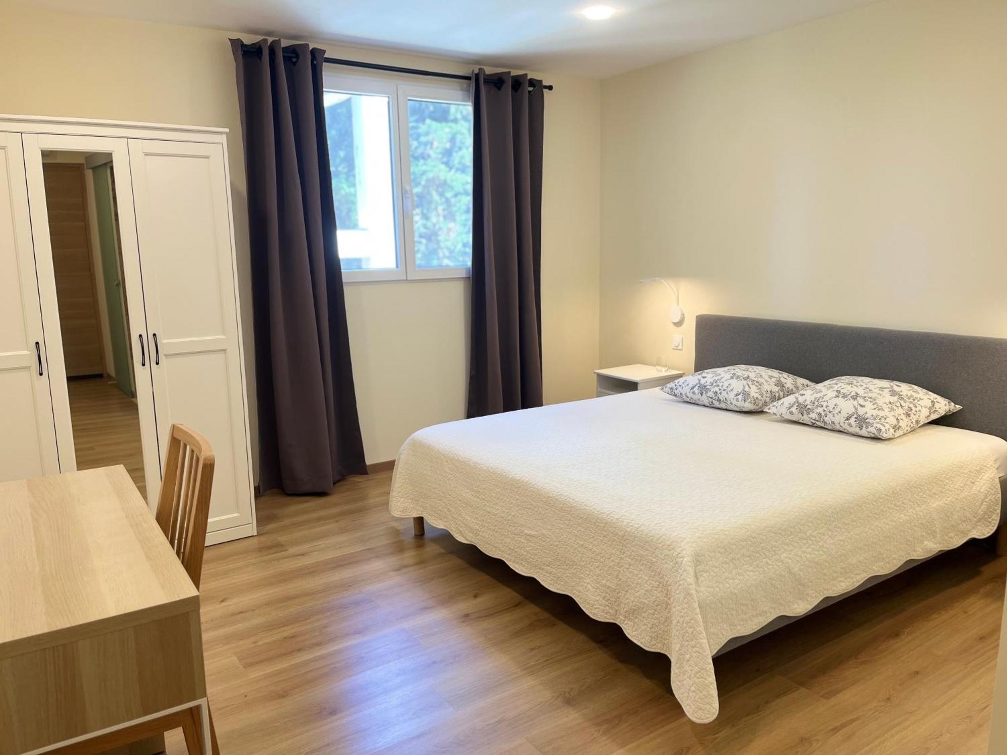 Grand Tamaris Hosting Bed & Breakfast Арл Екстериор снимка