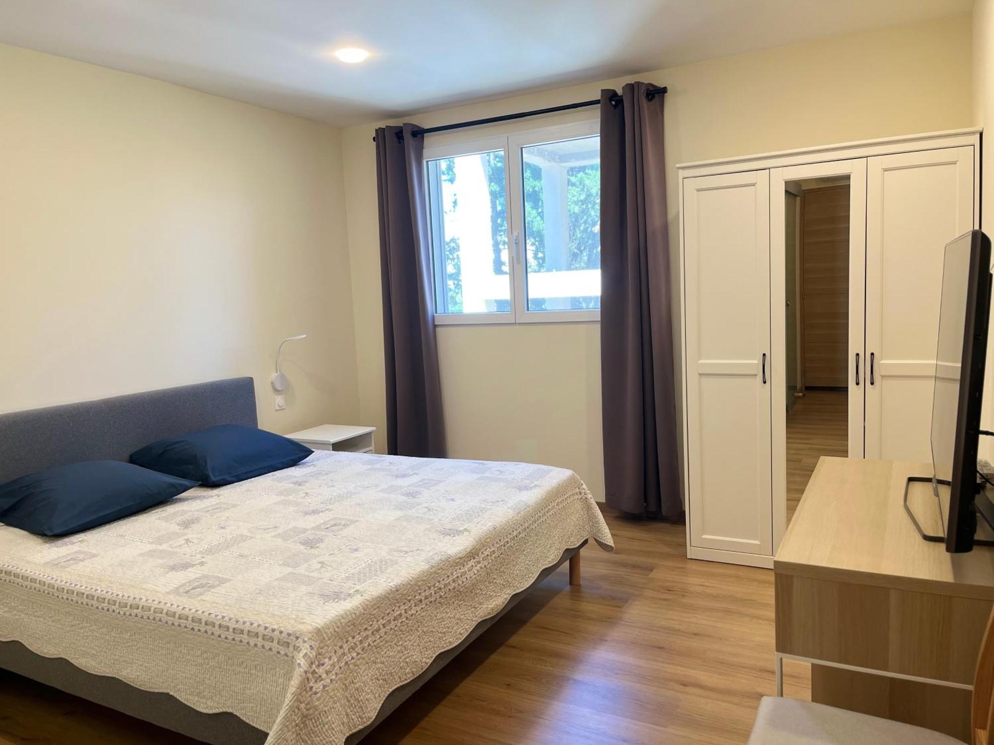 Grand Tamaris Hosting Bed & Breakfast Арл Екстериор снимка